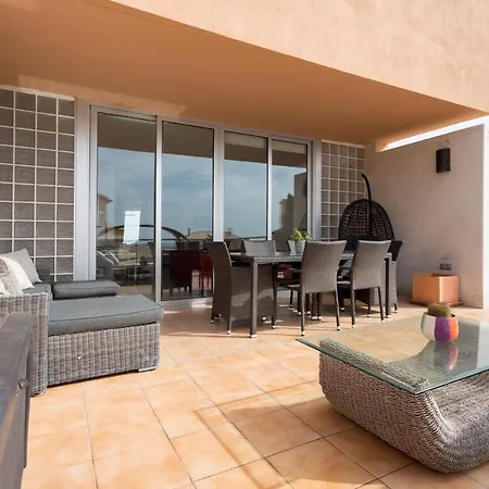 Modern House With Private Swimming Pool Vakantiehuis El Médano