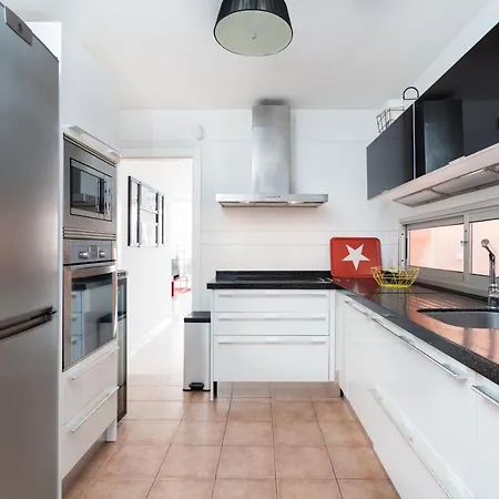 Modern House With Private Swimming Pool Vakantiehuis *