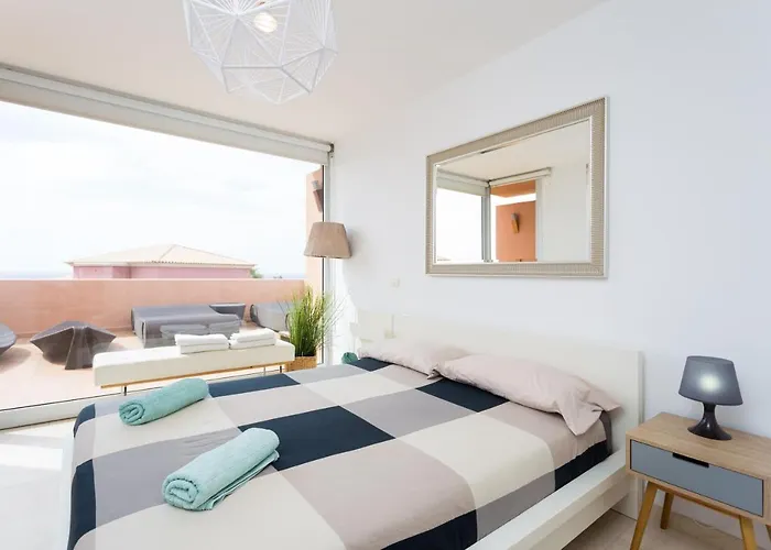 Modern House With Private Swimming Pool 別荘 エル・メダノ