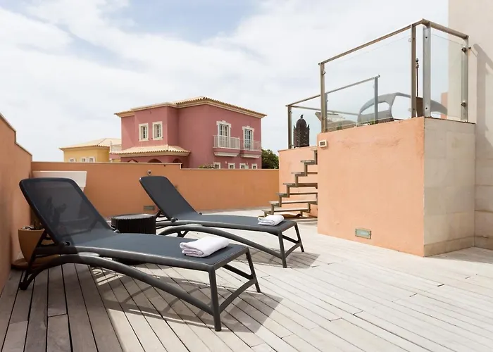 Modern House With Private Swimming Pool Дом отдыха Эль-Медано