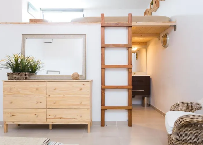 Modern House With Private Swimming Pool 別荘 エル・メダノ