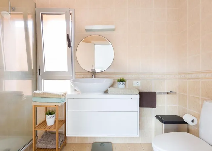 Modern House With Private Swimming Pool Дом отдыха *