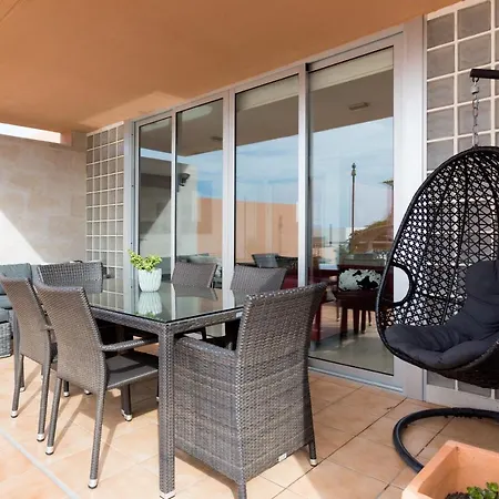 Semesterbostad Modern House With Private Swimming Pool *