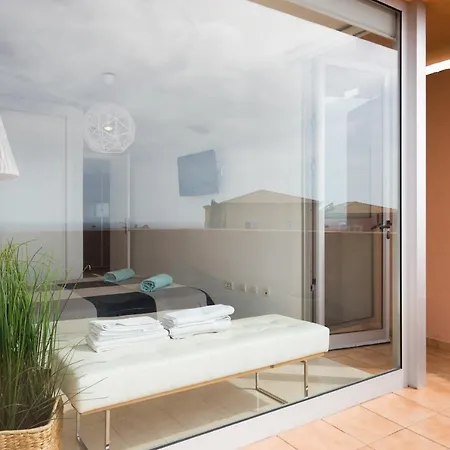 Semesterbostad Modern House With Private Swimming Pool