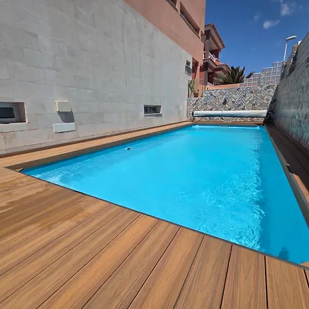 Modern House With Private Swimming Pool Semesterbostad *