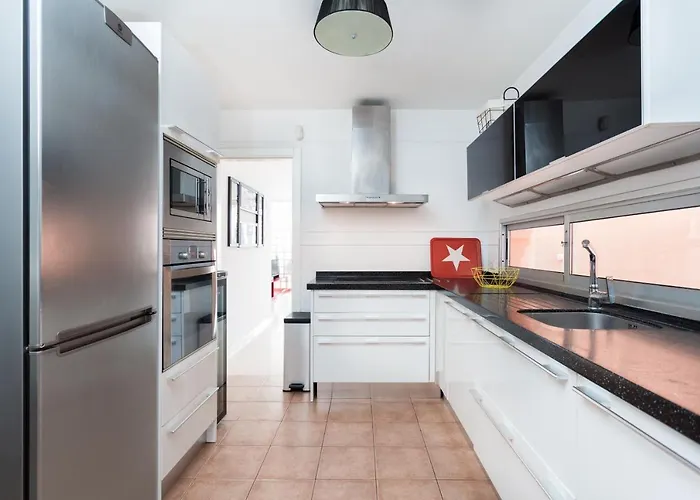 Modern House With Private Swimming Pool Casa de Férias *